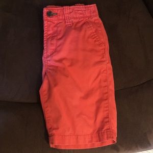 Red shorts, gap, size 7